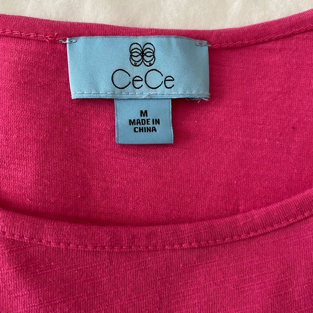 Women’s Ruffle top - Picture 2 of 3